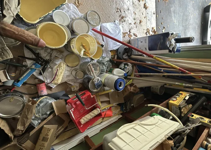 If you’re looking for a good painter don’t hesitate to call me