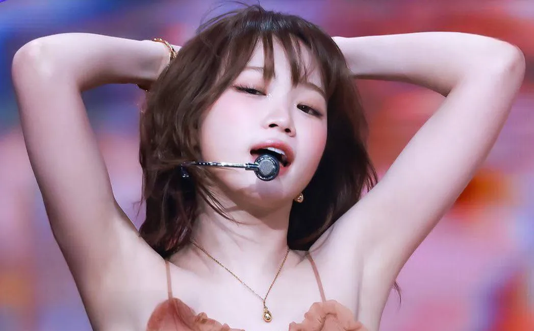 LE SSERAFIM - Chaewom