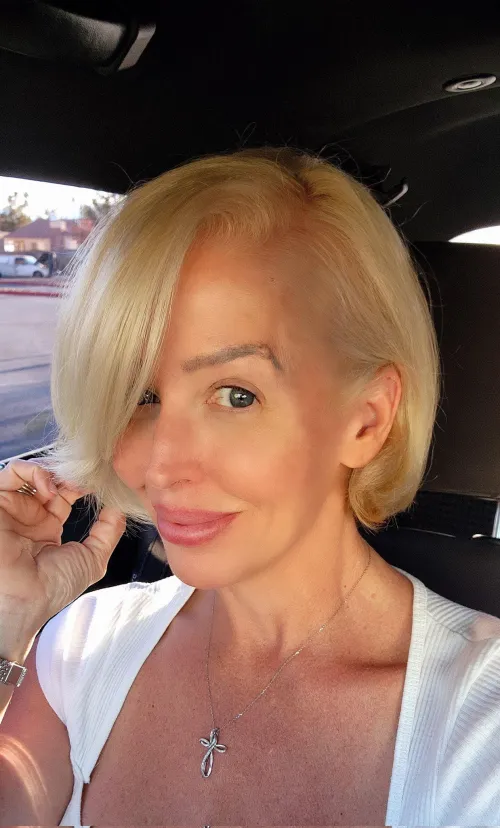 Now with short hair.