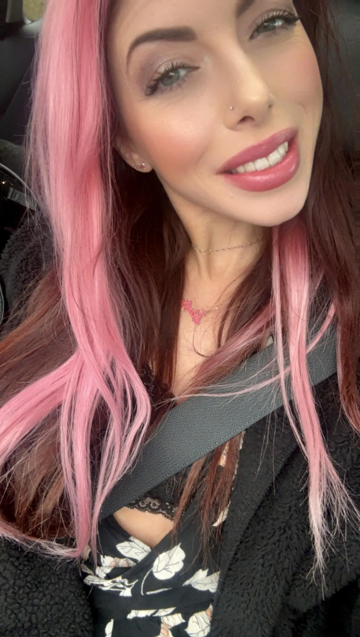 Only good boys or girls make mommy smile 😊