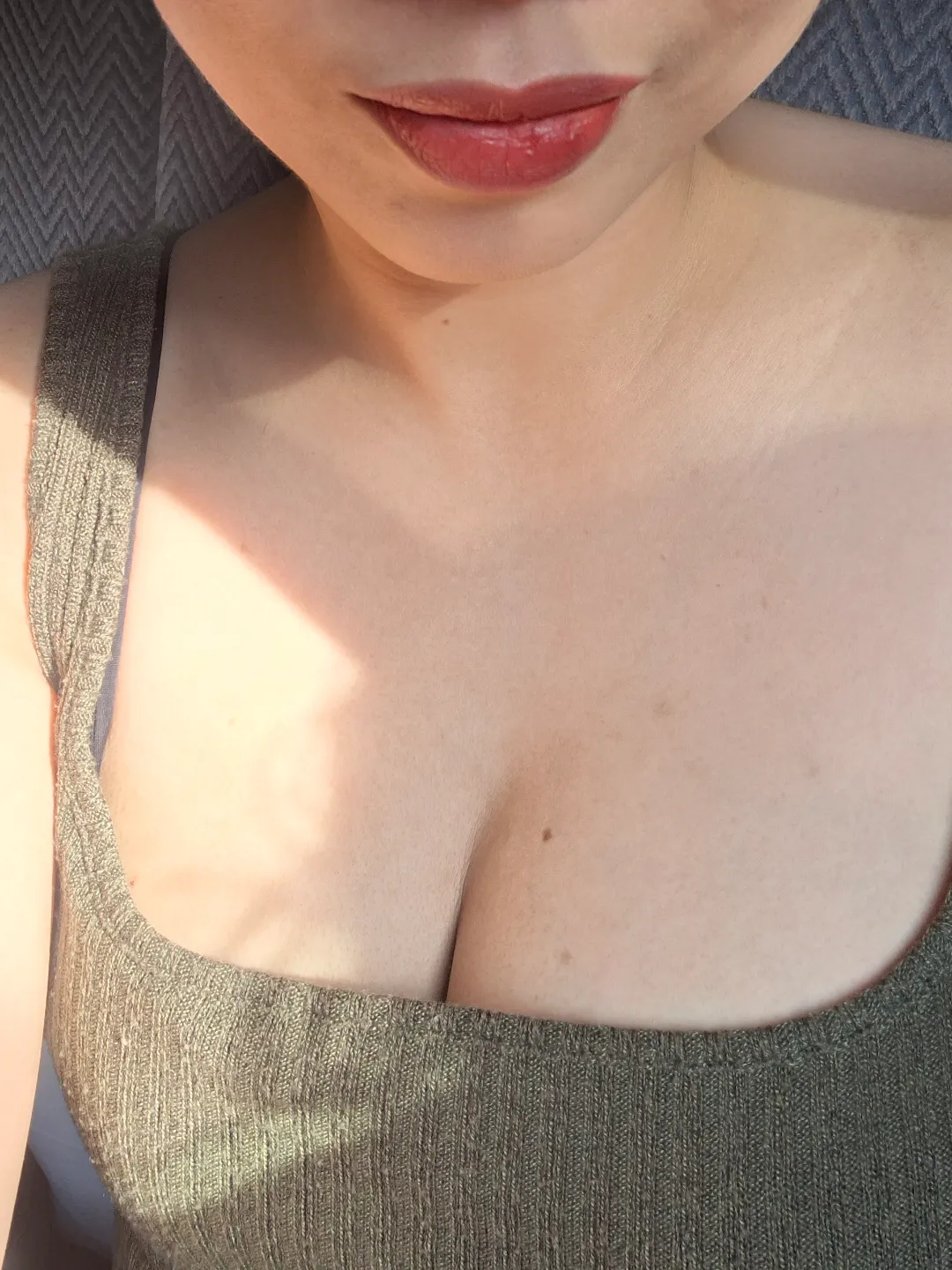 Pasulyap lang sa mga pamangkin. 😉