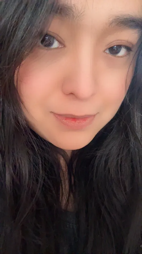 Still looking for a daddy/GFE. I can verify 👉🏻👈🏻😬