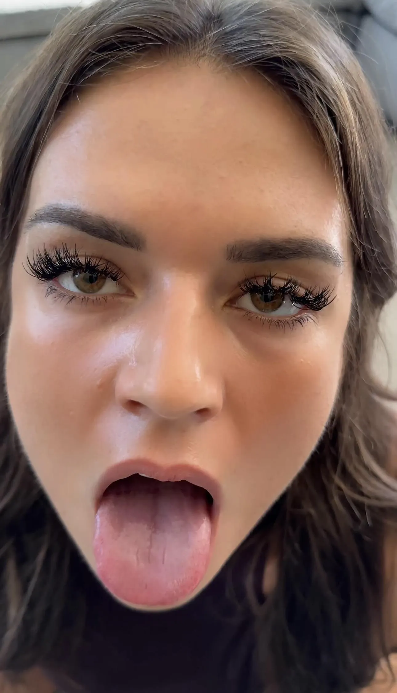 Tell me I’m a good girl 👅