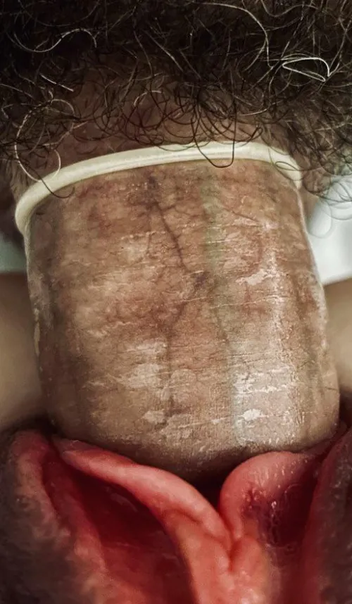 Tight condom, tighter pussy. [mf]