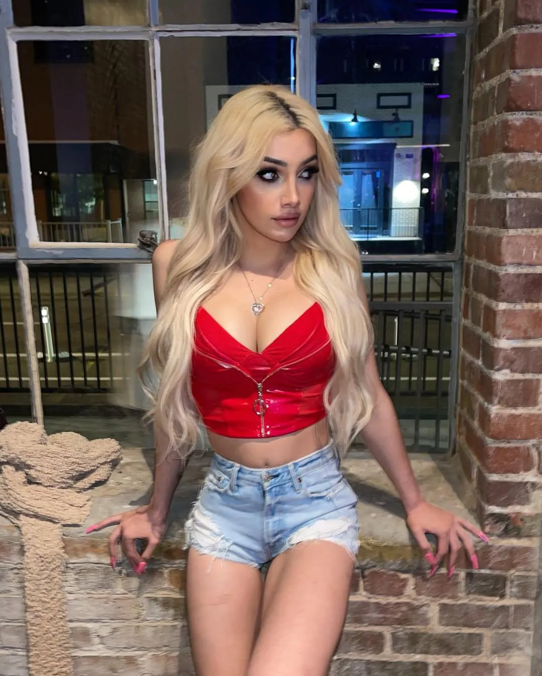 would you like to fuck this cute and loving trans?