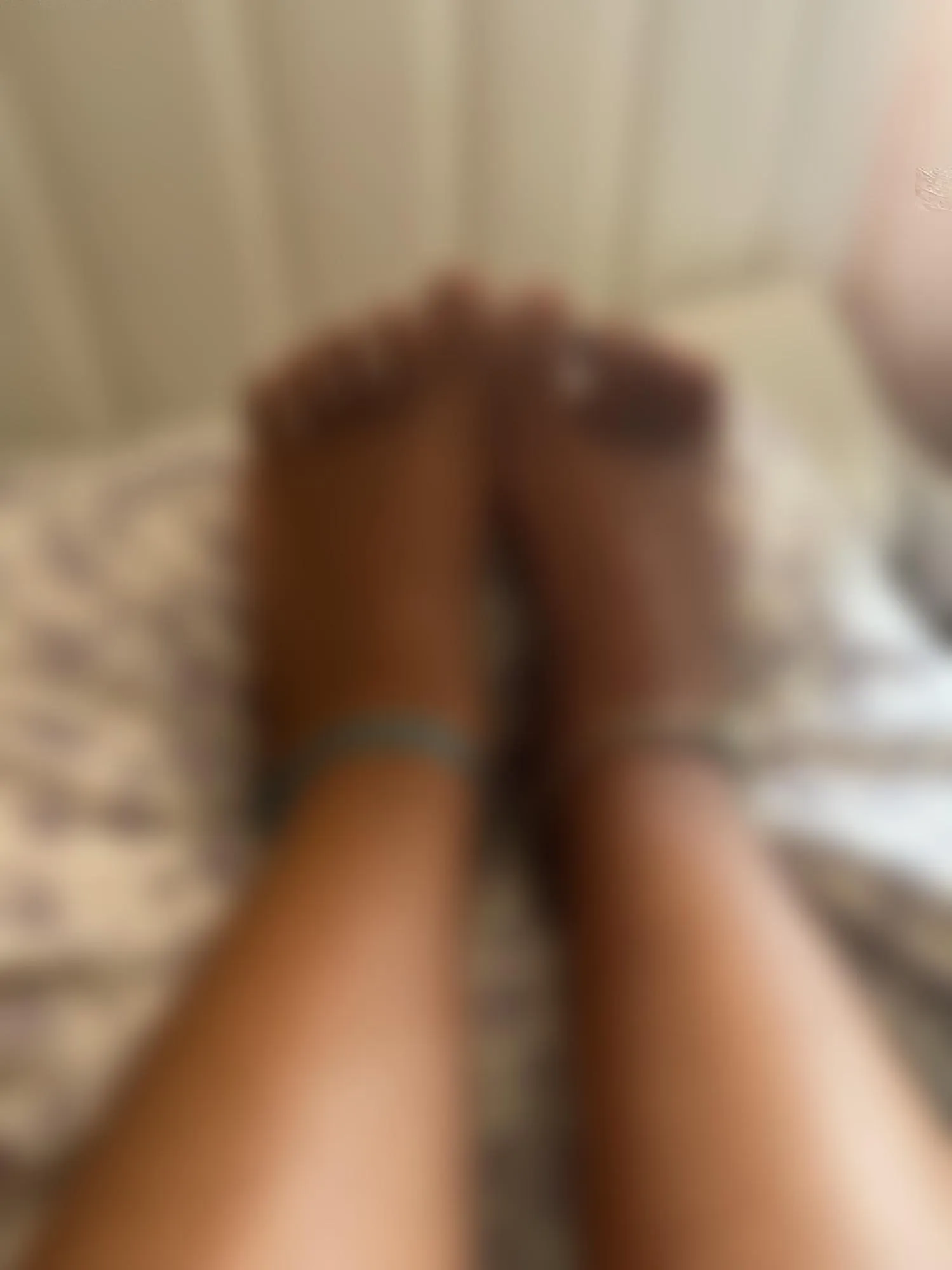 Your eyes are working just as intended: Nothing but blurs for beta puppies like you~