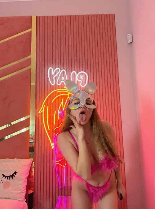 18F Can I act naughty around you?