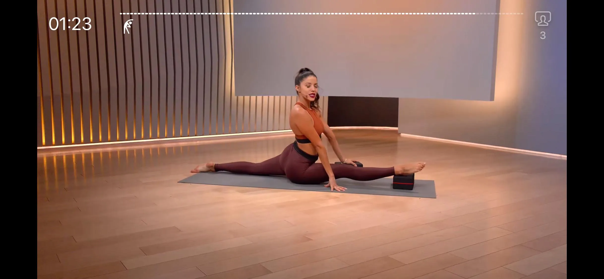 Hannah 20 min lower body stretch