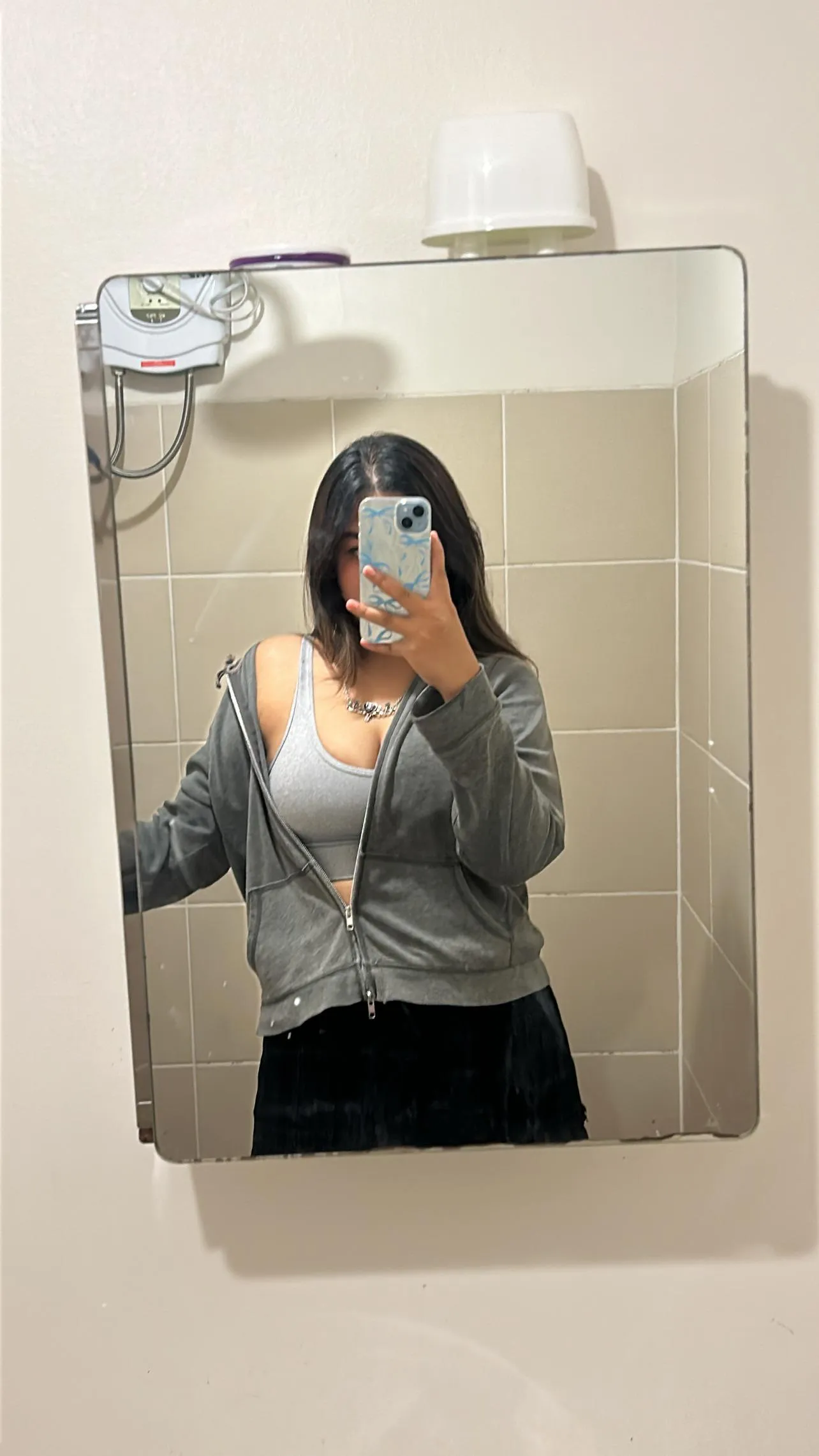 It’s not complicated right? I deserve something and you provide 😌 [findom]