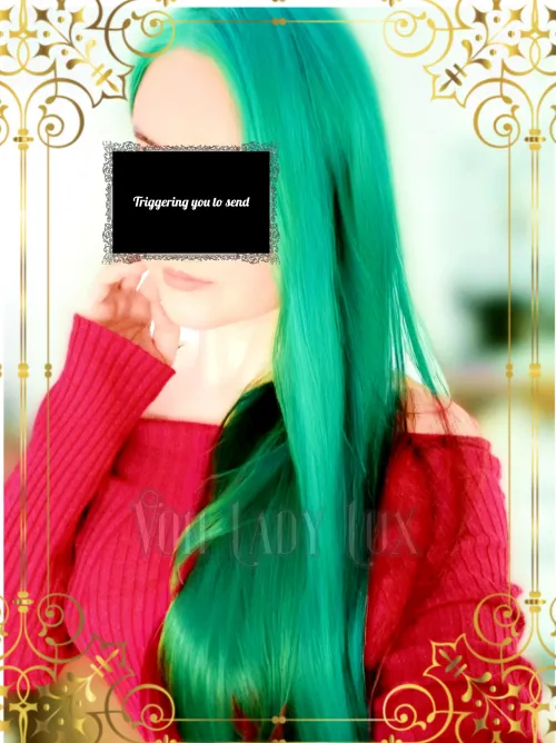 Natural lips with aurora hair. What else would be so good than this subbie?~