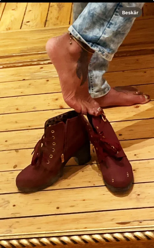 Sweaty feet after bachata