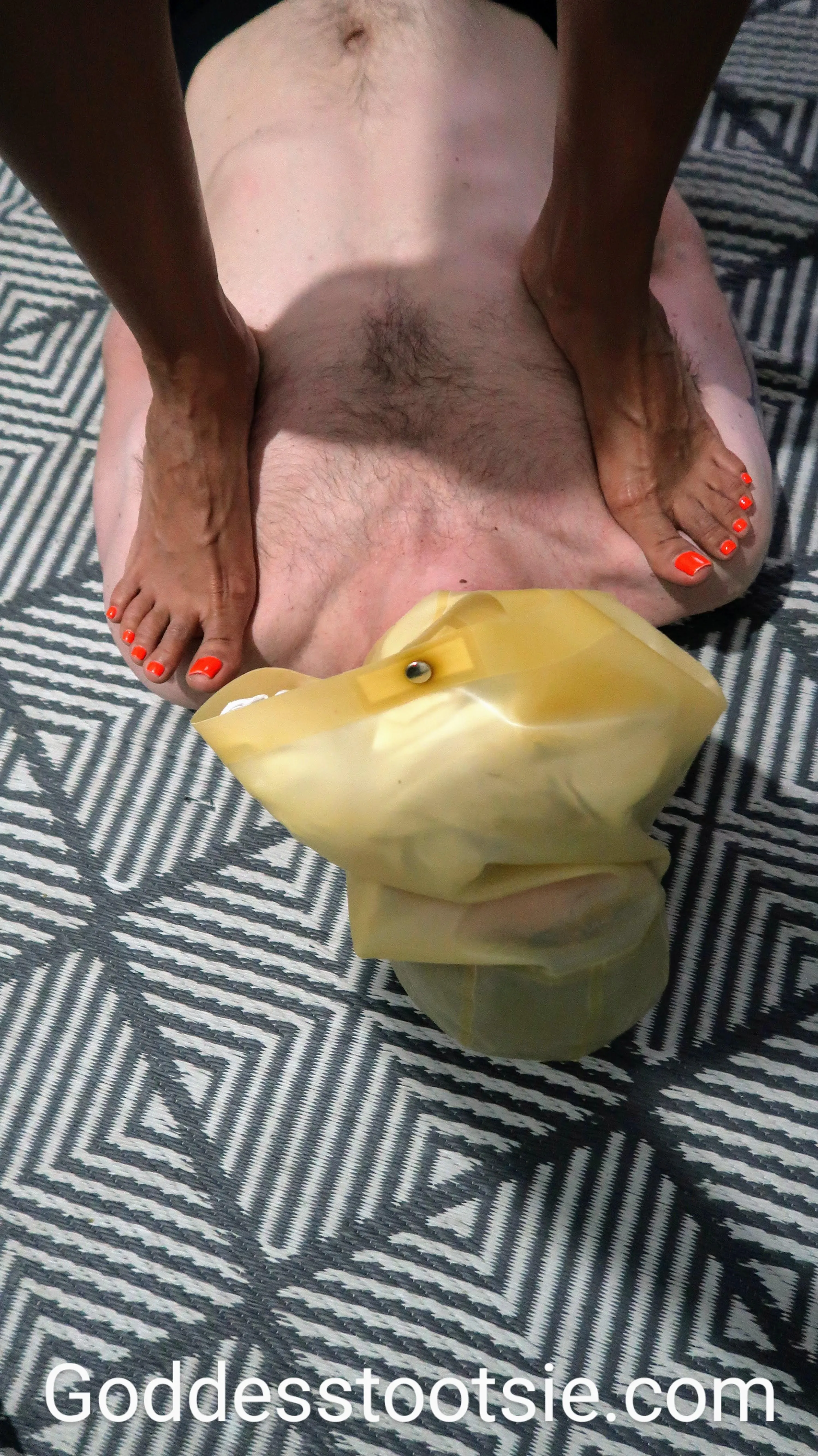 There’s a rare kind of pleasure found beneath the soles of a true Goddess.