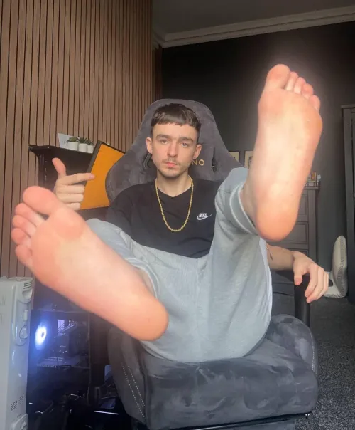 Wanna take a whiff? 🧦💨👃