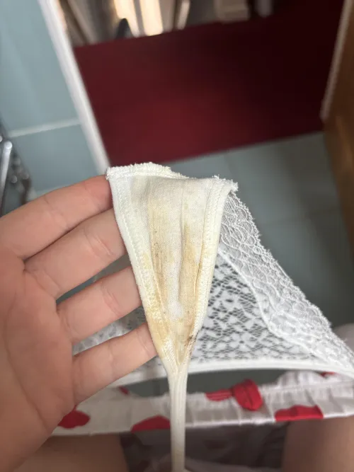 Weekend white G String 😮‍💨🤍