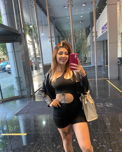 who’s taking me on my first american road trip? cute St. Louisian boys only 😘