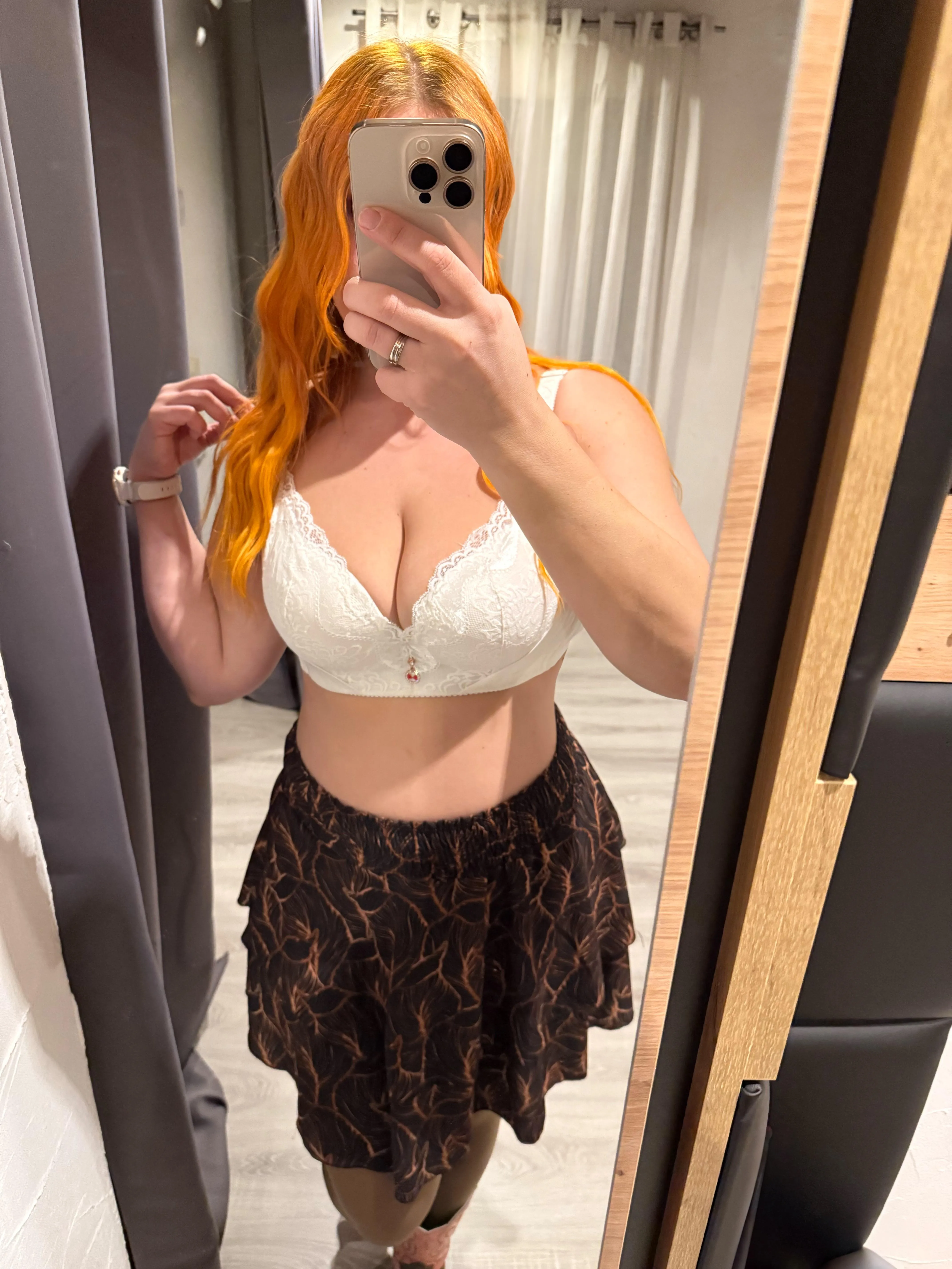 Würdest du mich heute auspacken und heftig vernaschen? 😈