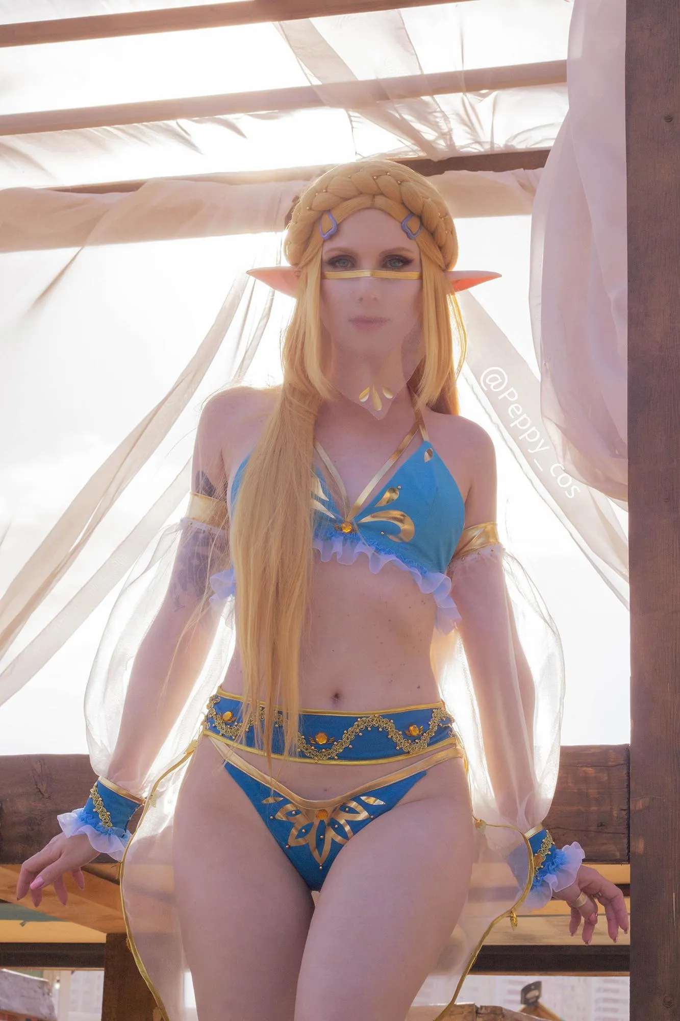 Zelda beach version cosplay (Peppy_cos)