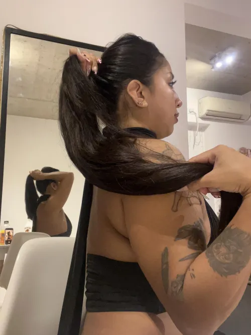 Extra long pony tail!!