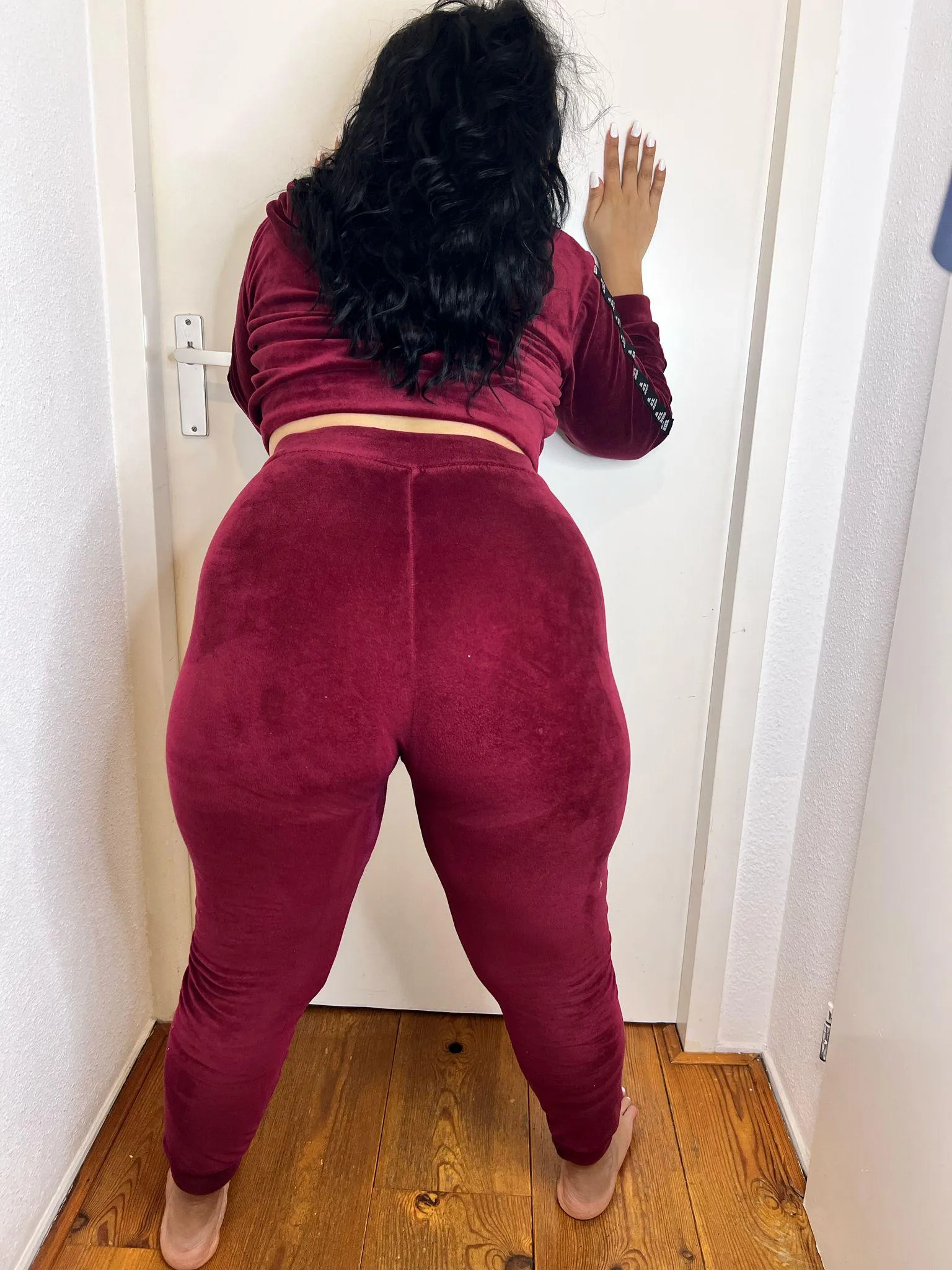 honey you can delight me if you lick my booty today