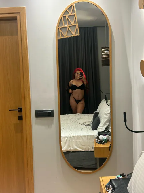 Ich hab heute Geburtstag,möchtest du mir was geiles schenken?🙈