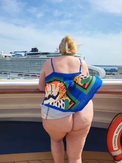 Wife is letting it fly on the Carnival Horizon
