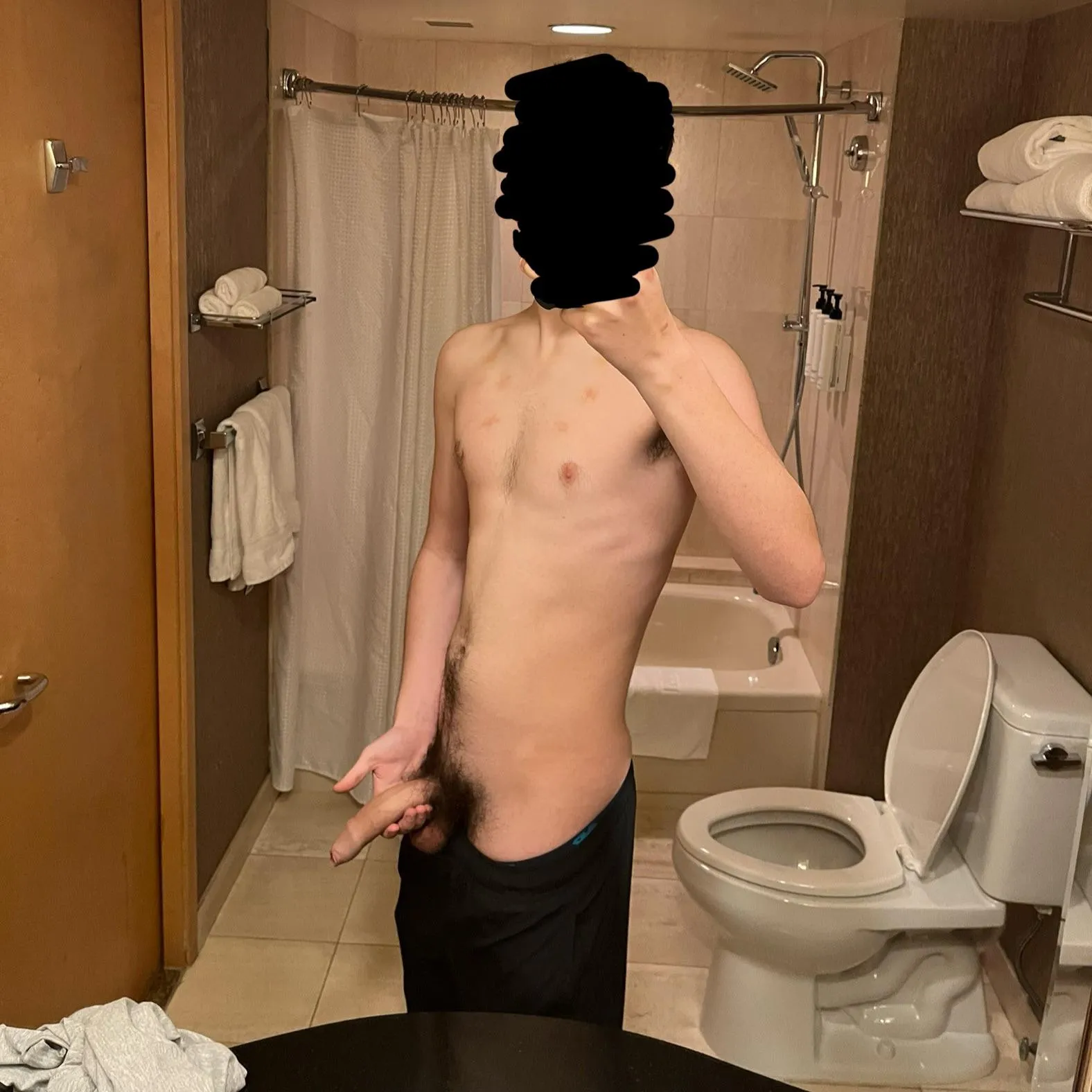18 [M4A] in Vancouver till tomorrow afternoon, might not be able to do anything but wouldn’t hurt to try