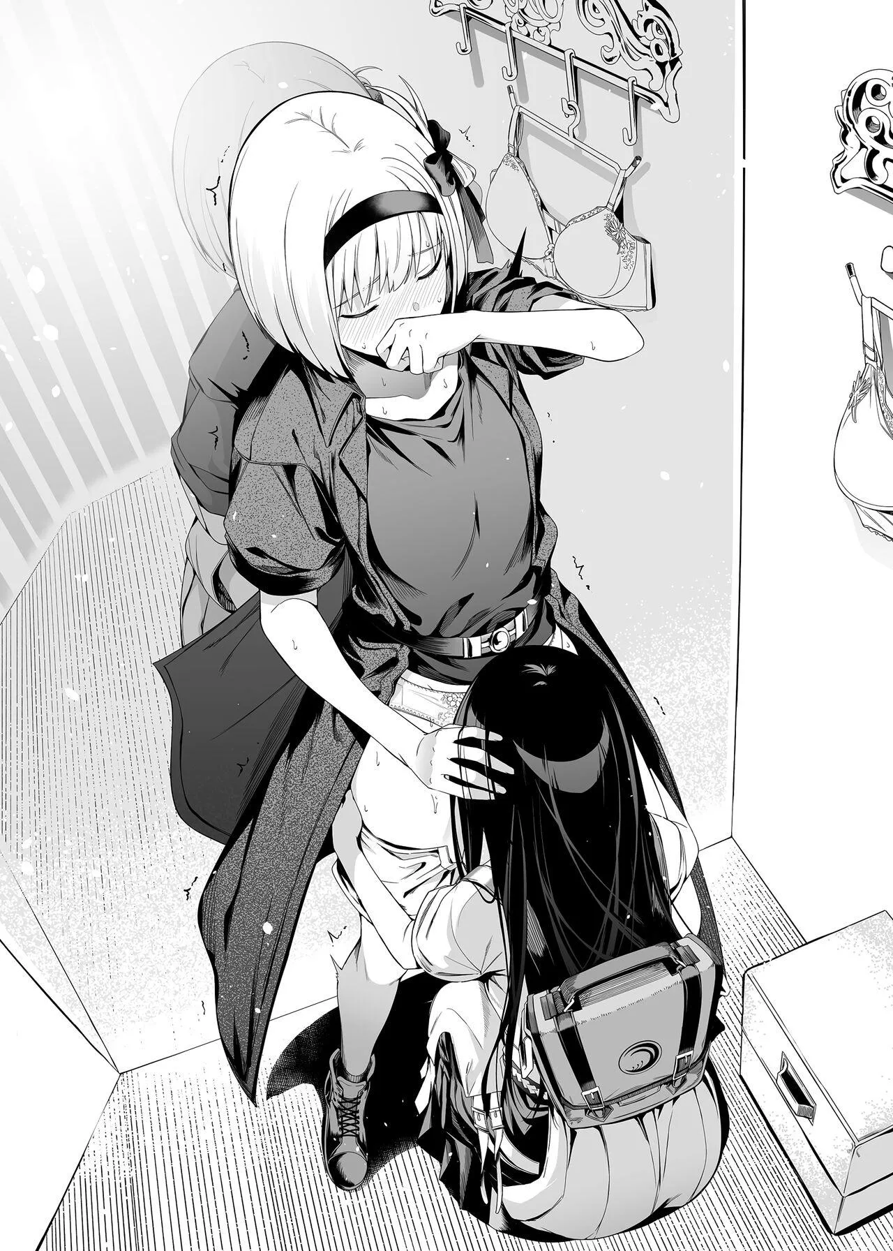 Having some fun in the fitting room [Lycoris Recoil]