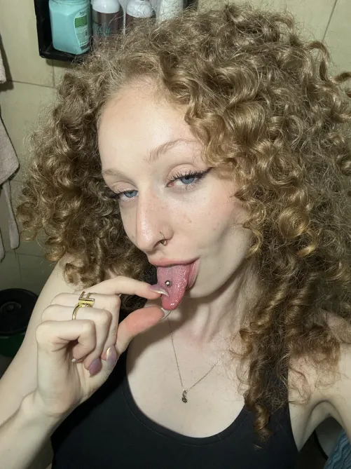 how big is it loser? [domme]