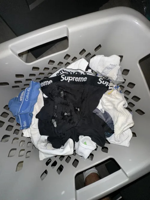 Lick it up, piggy 🐷 😵‍💫