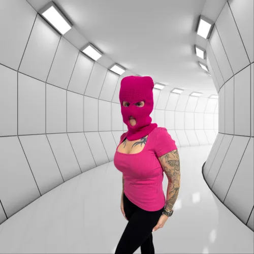 Na wer will sehen was darunter versteckt ist? Ich bin ein böses Mädchen 🤫