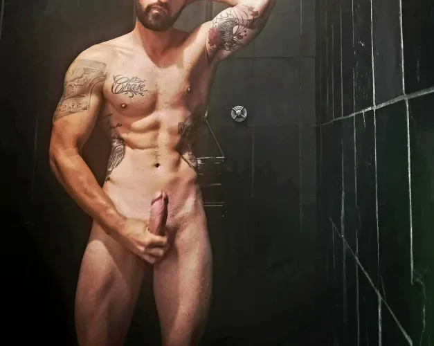 Where the milfs at? Single dilf in need of a shower buddy (37M)