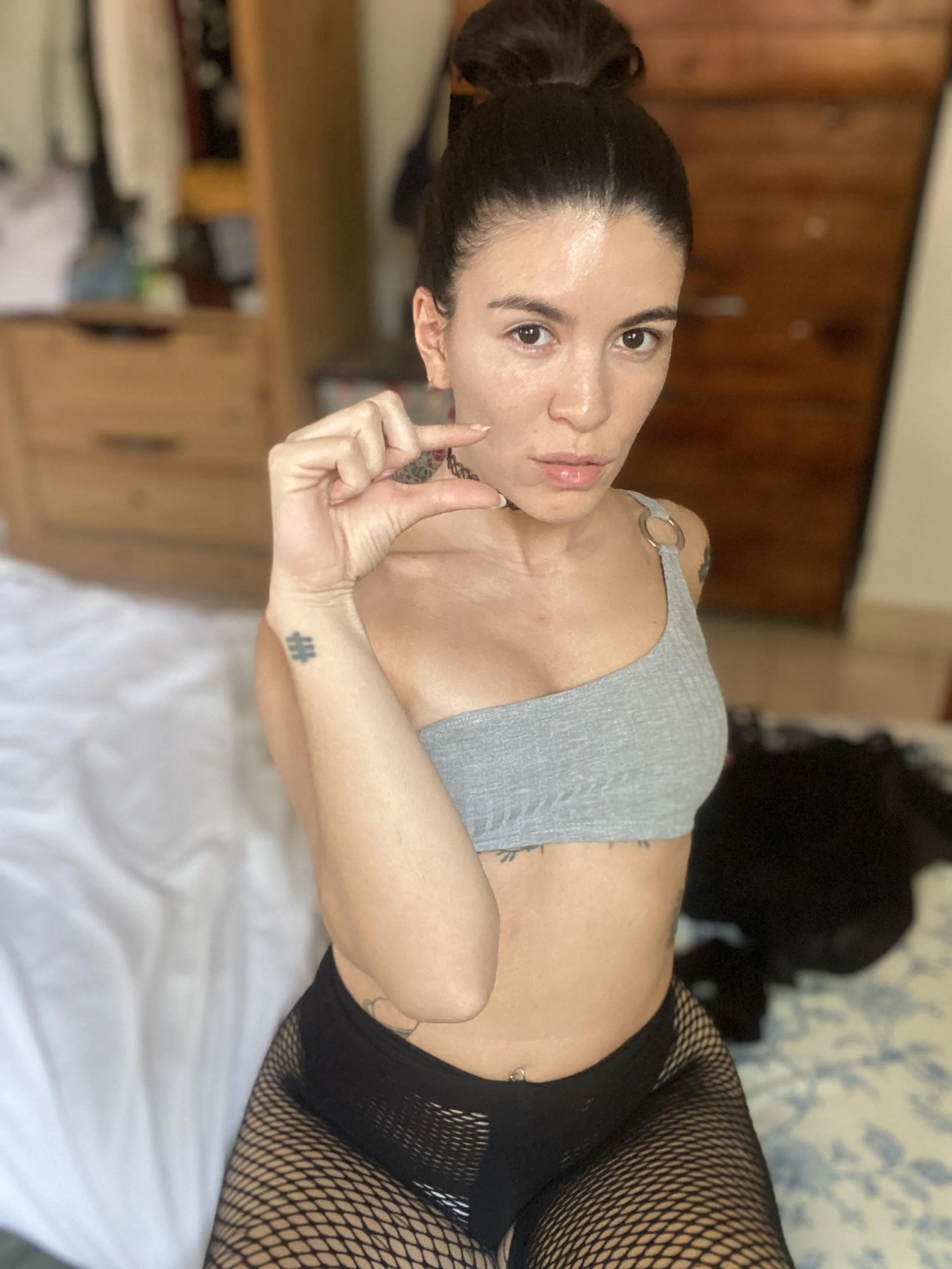 who is u p and ready to be a good boy and do exactly what I say? [domme]