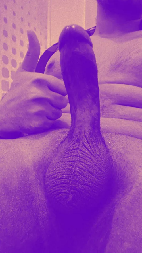 25 years old virgin boy looking for first real experience