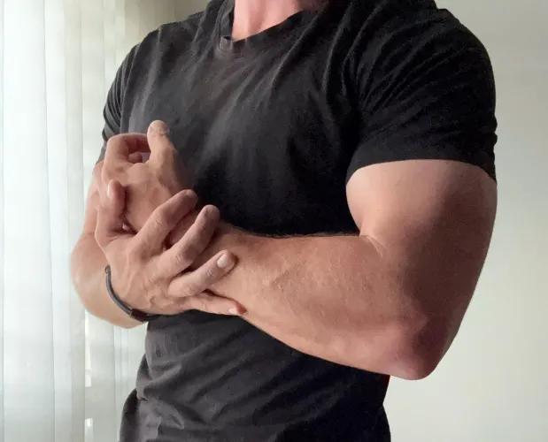 A crushing grip (M) #252