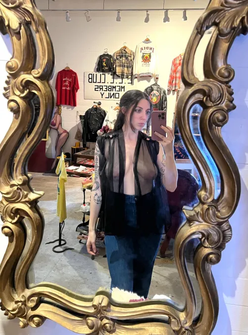 Acceptable work attire, IMO