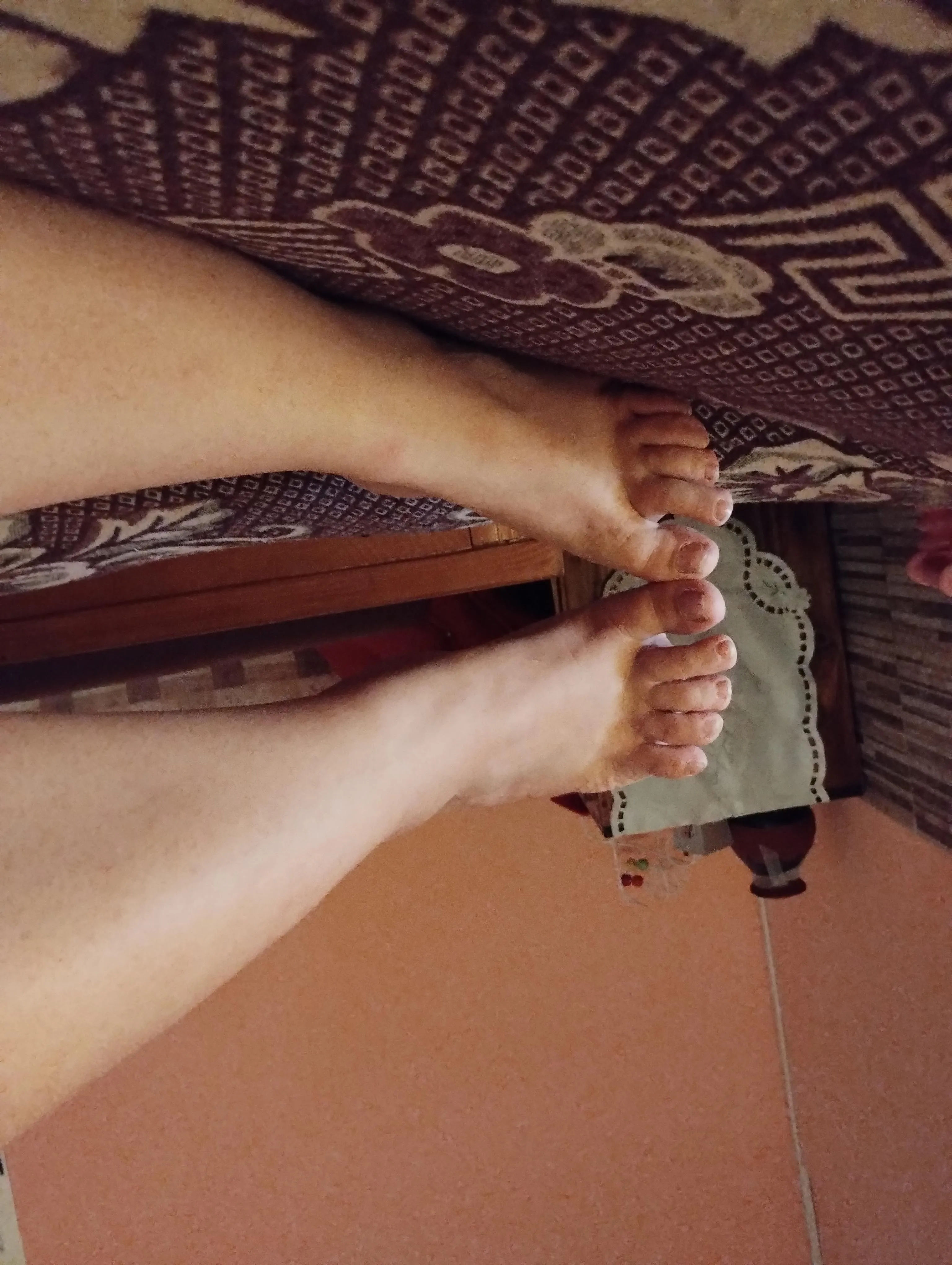 Cute and sexy finger toes