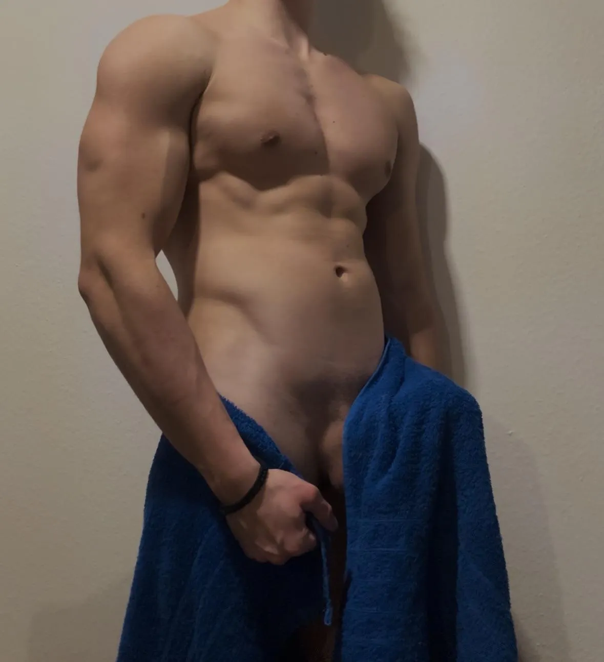 Had some fun jerking and cumming in the shower. 😈