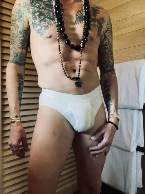 Hmmm potential burning man 2025 look. With LOTS of sunscreen…