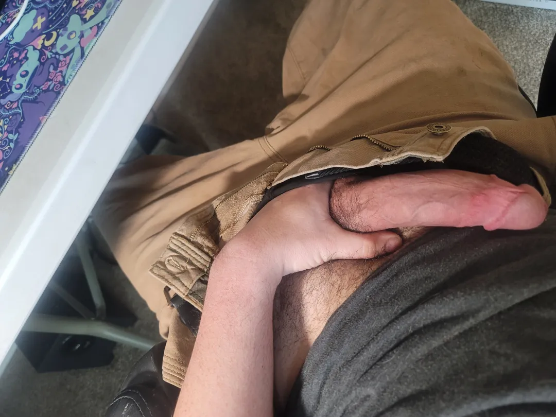 Howdy, fellow kinksters! (37/NB/Central AR)