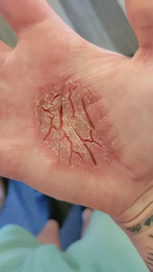 i threw my phone away when i saw this