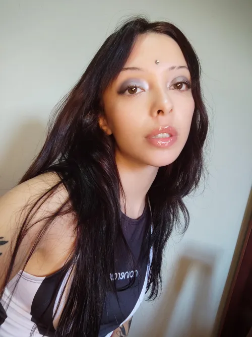 I'm your spoiled girl. Don't ask why. Just do your job.