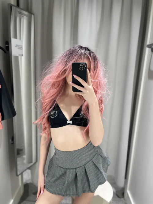 Pink world (in public) 🎀