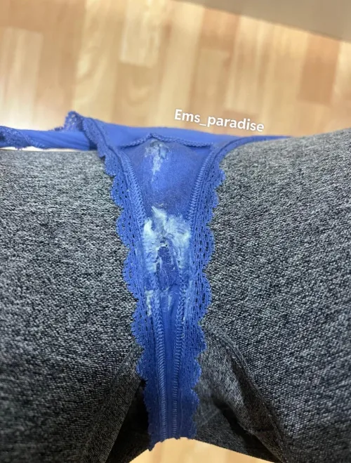 Post workout— what’s the first thing you’d do with them? 😉