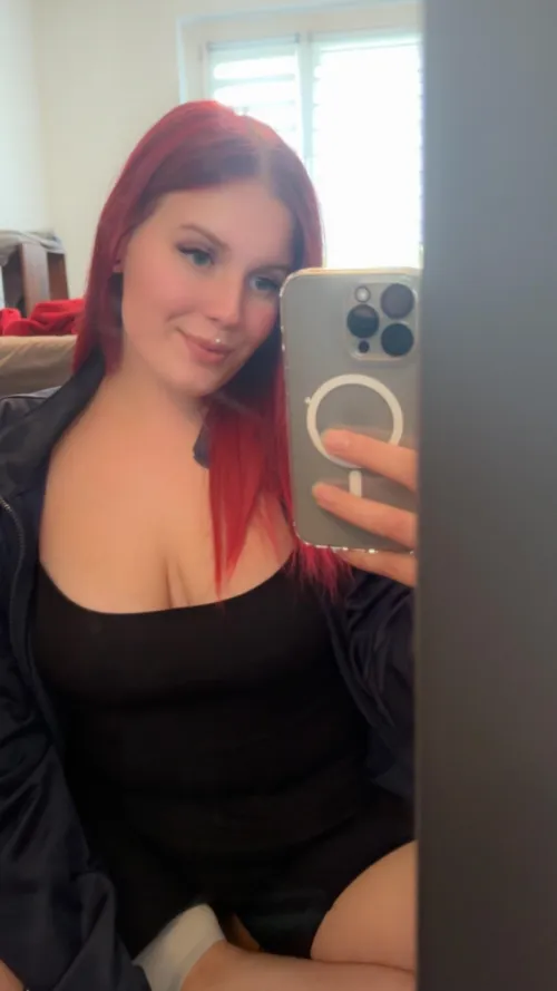 reagiere mit „😍“ für eine dm 🤭