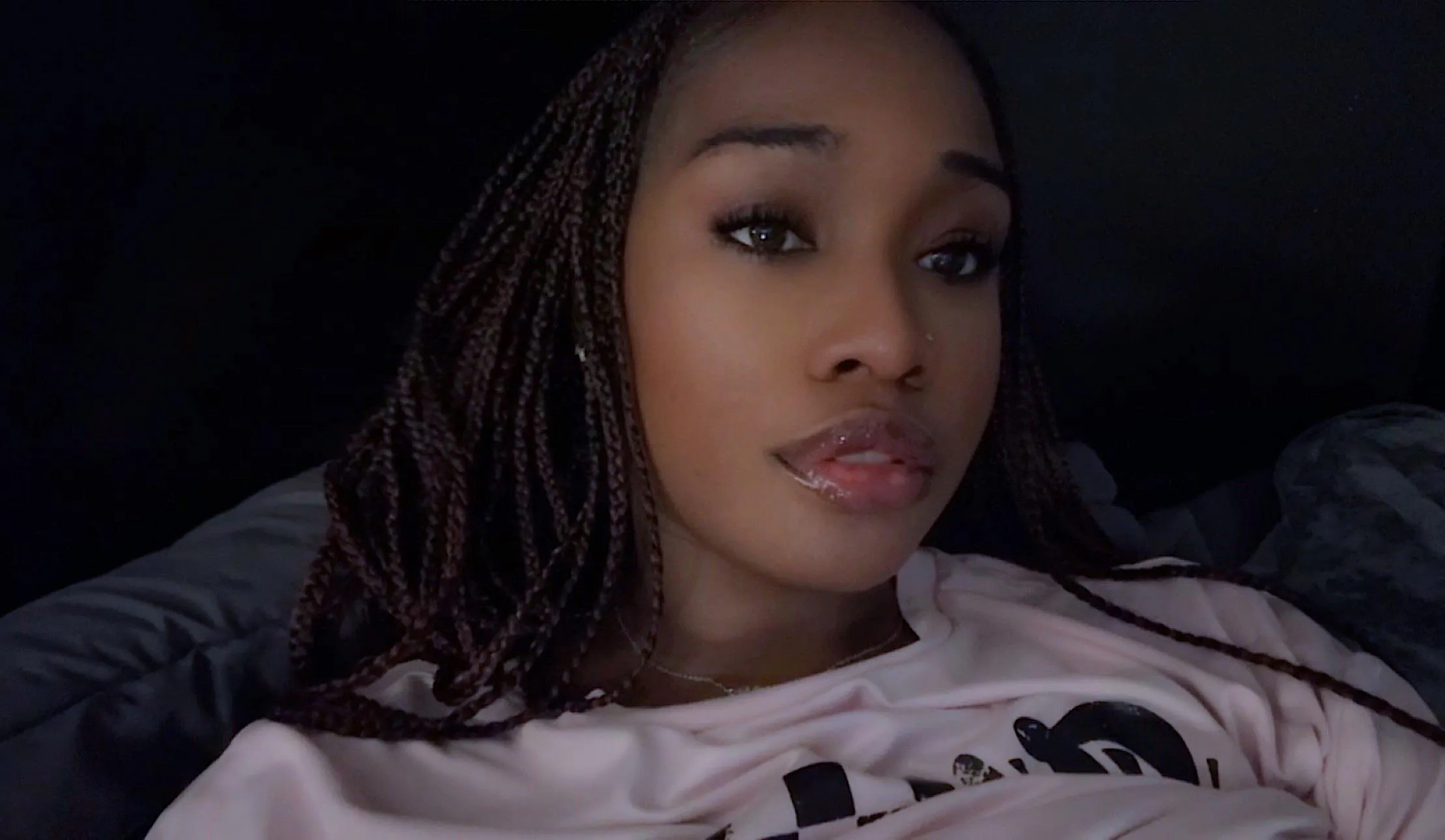 sweet girl looking for a daddy to connect with 💕🍓