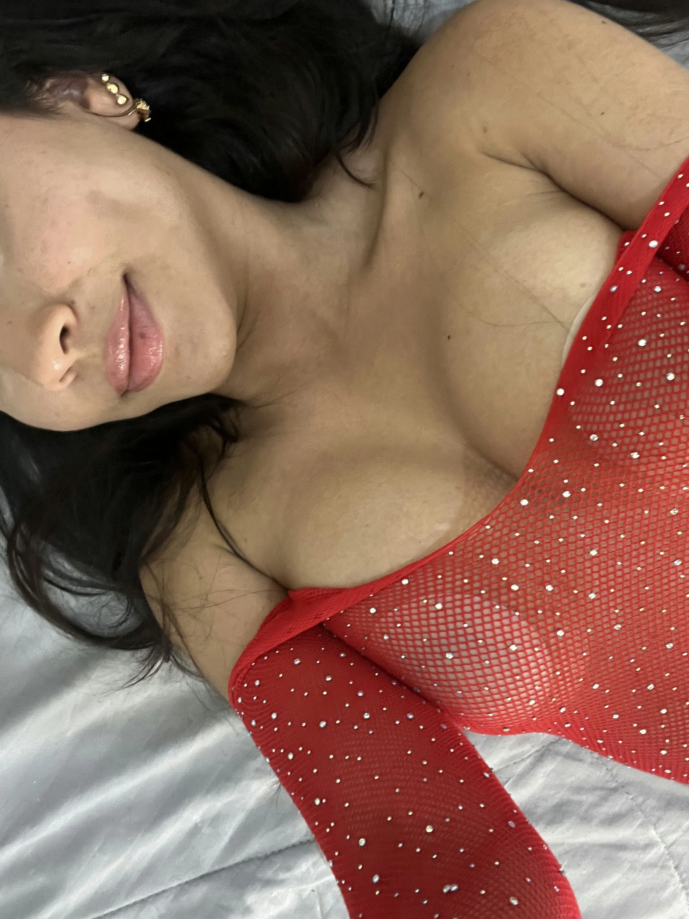 Tease you with my sexy red lingerie