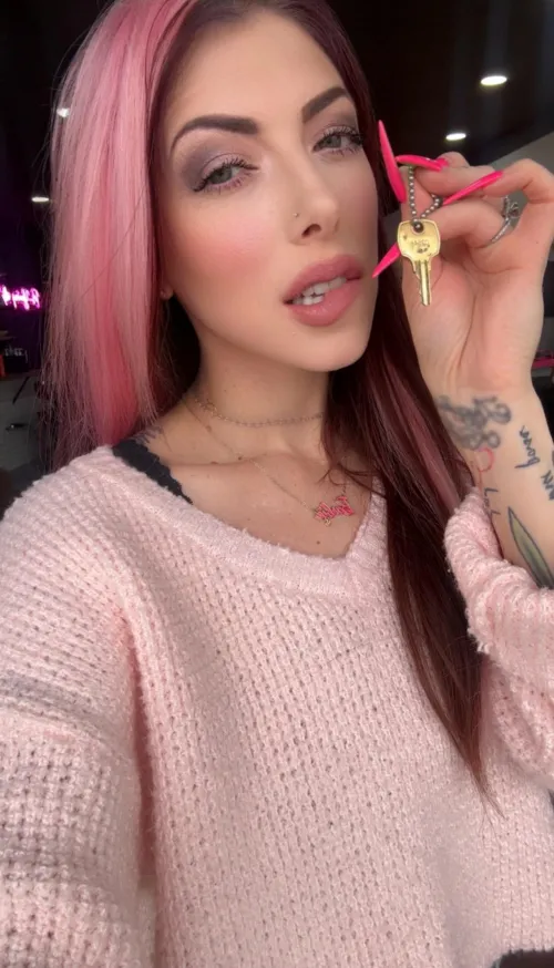 The key to your heart, or perhaps something else a bit lower…🔐 [findom]