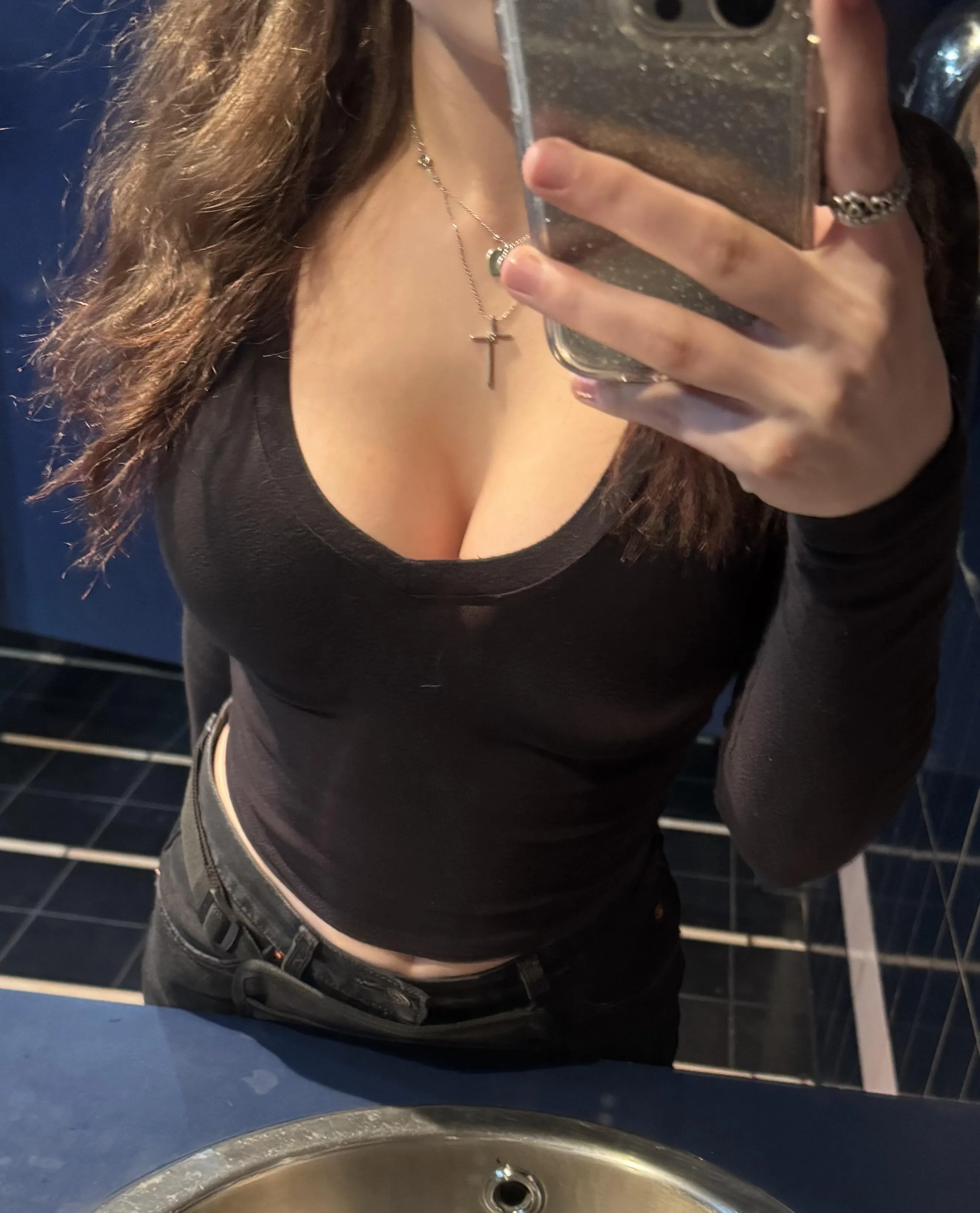 What do you notice first 🤗