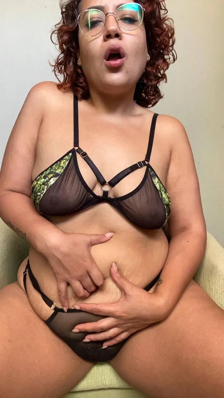 Who else wants to play with it....? 🤤😘