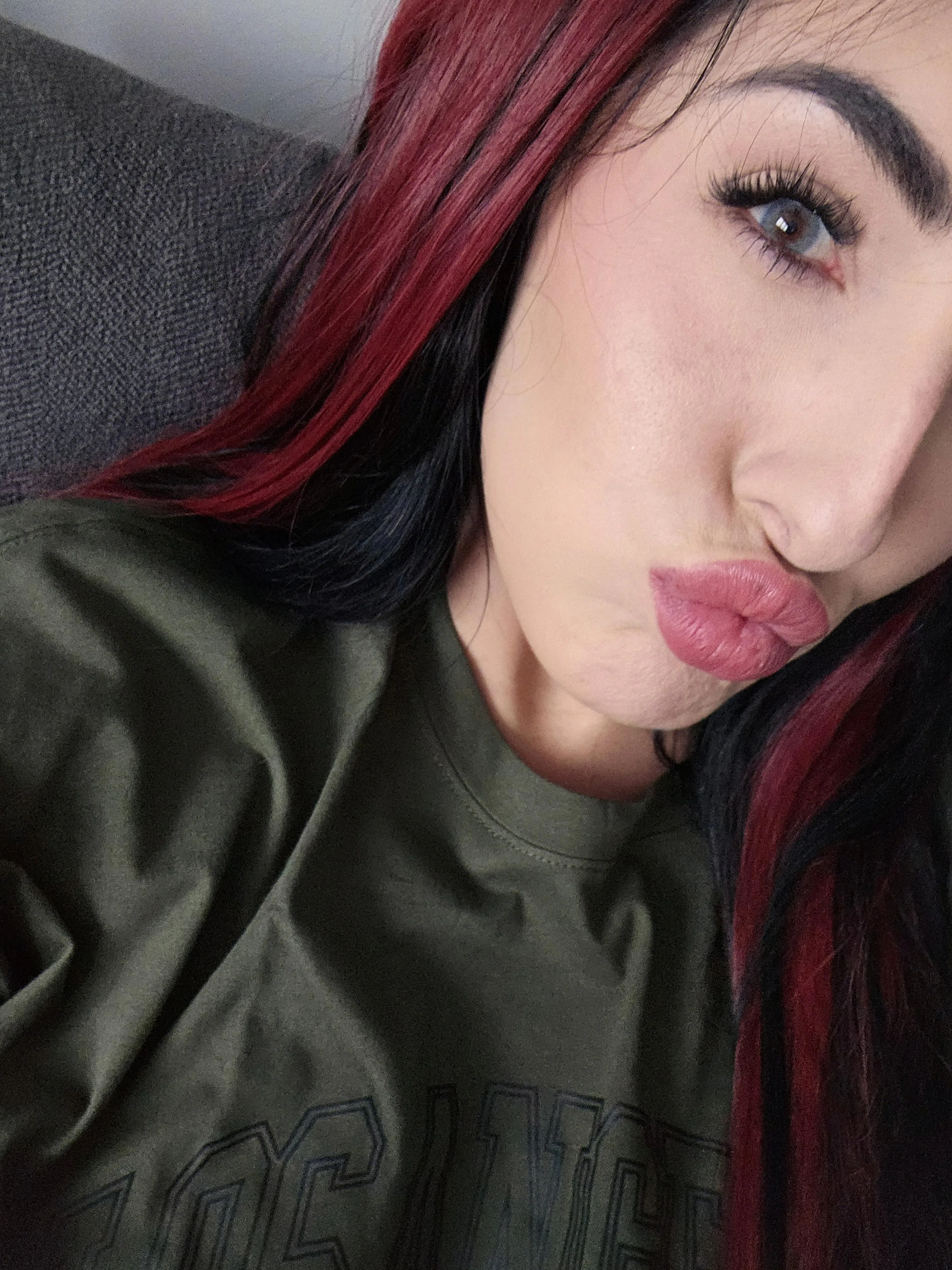 27 F4A open to collab